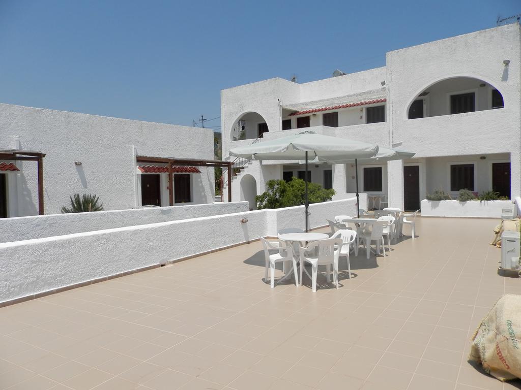 Aeolos Hotel Apartments Gythio Exterior foto