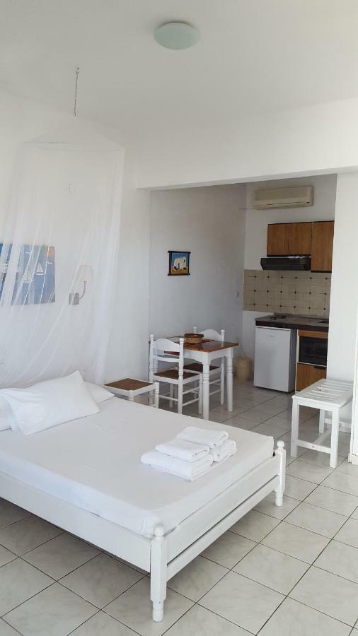 Aeolos Hotel Apartments Gythio Exterior foto